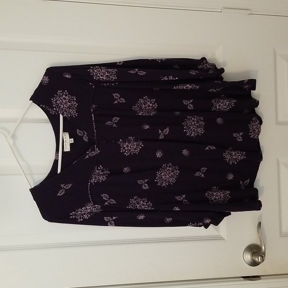 Skies are Blue *Devan* button detail top - Picture 2 of 8